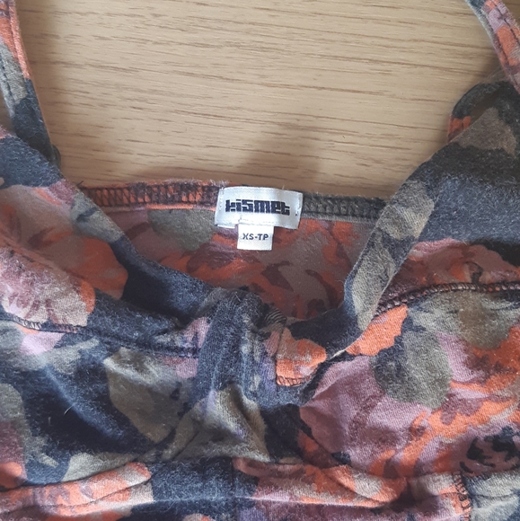 Cute tank top - Picture 3 of 3